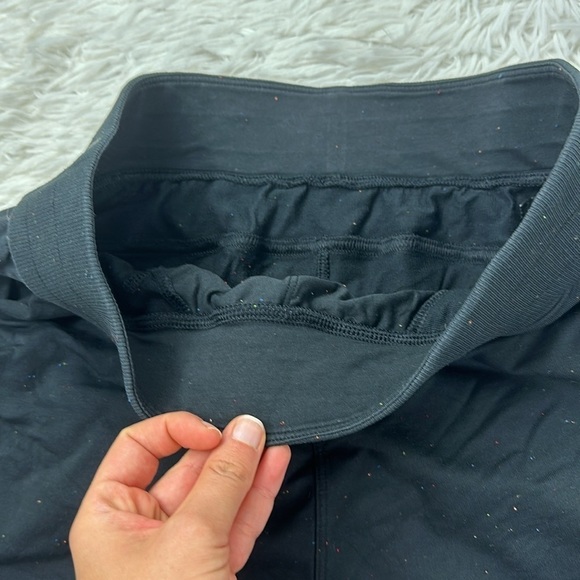 Lululemon LA Sweat Short Black - Picture 2 of 8